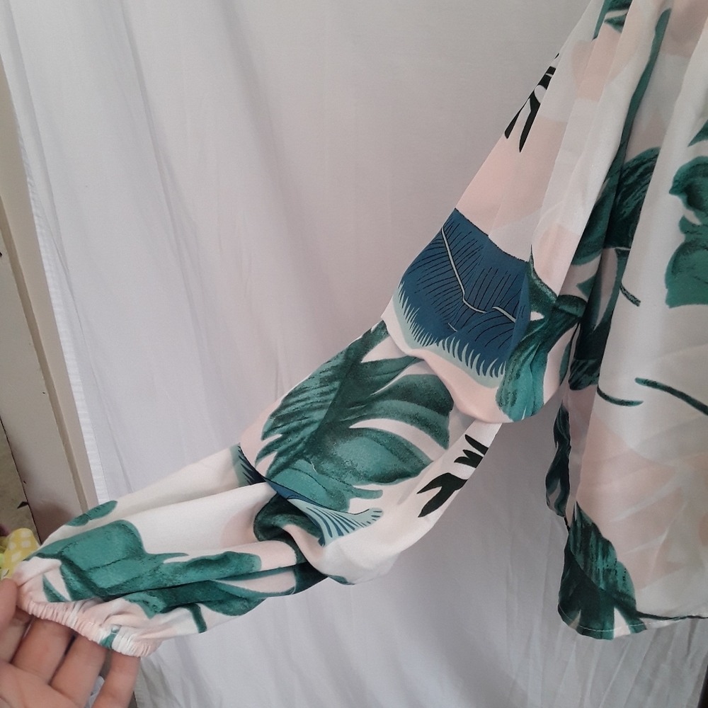 4/$25 Charlotte Russe Off The Shoulder Blouse - Picture 2 of 5